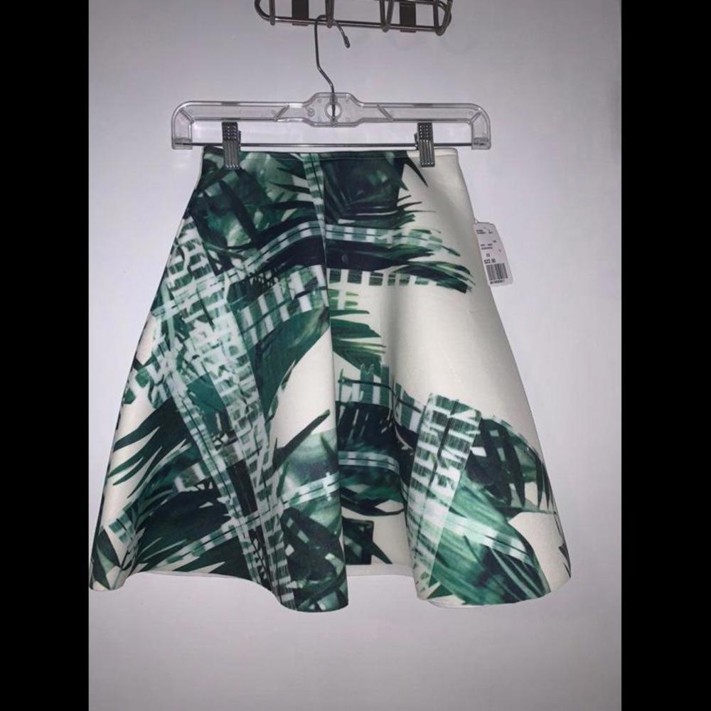 NWT Forever 21 Skirt Size XS